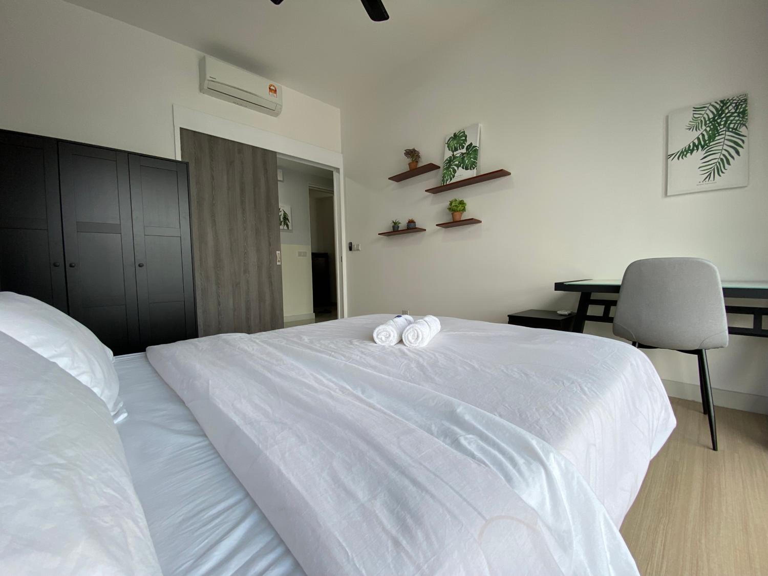 Happy Continew Residence 2 Bedrooms - TRX KL