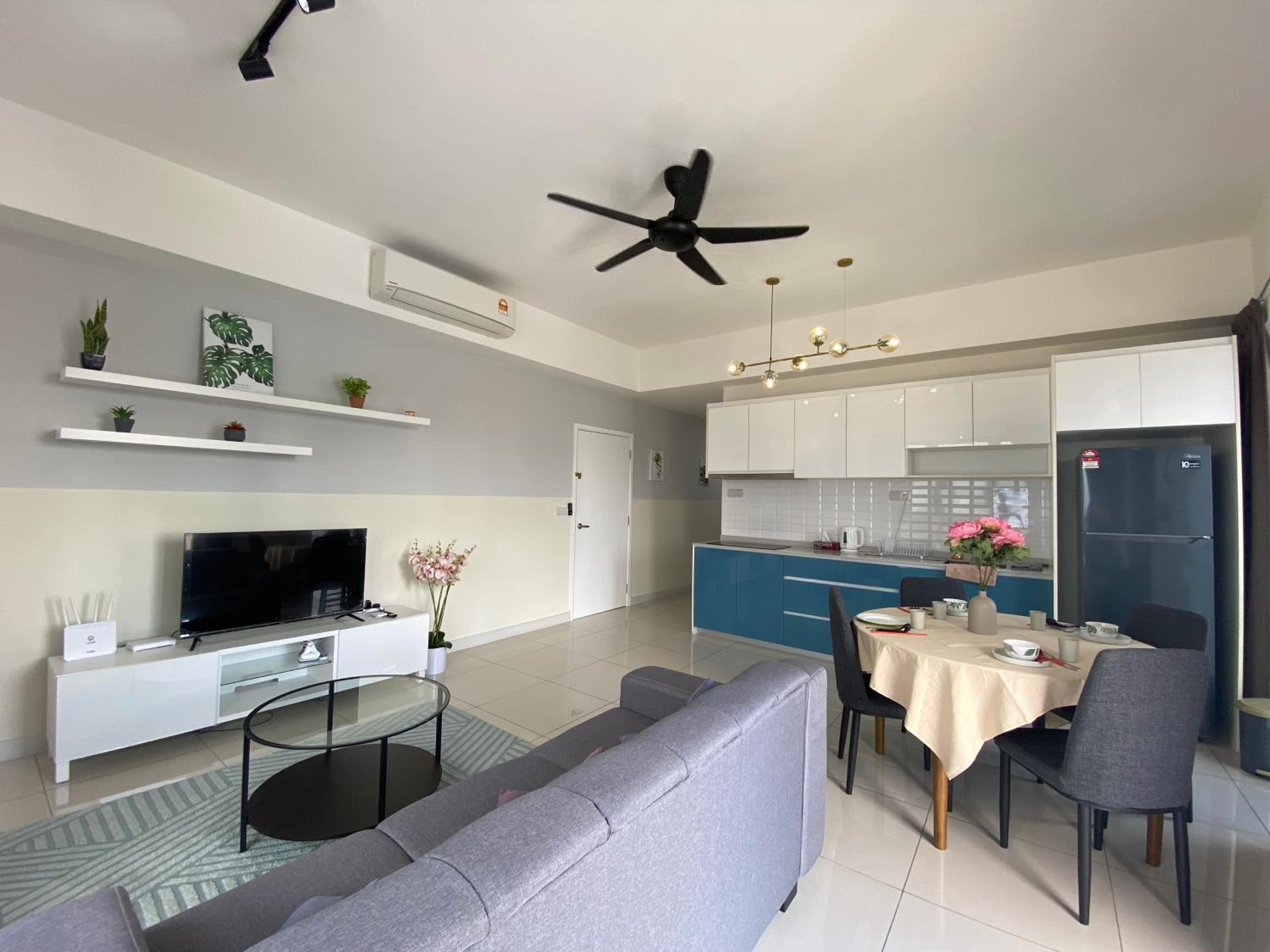 Happy Continew Residence 2 Bedrooms - TRX KL