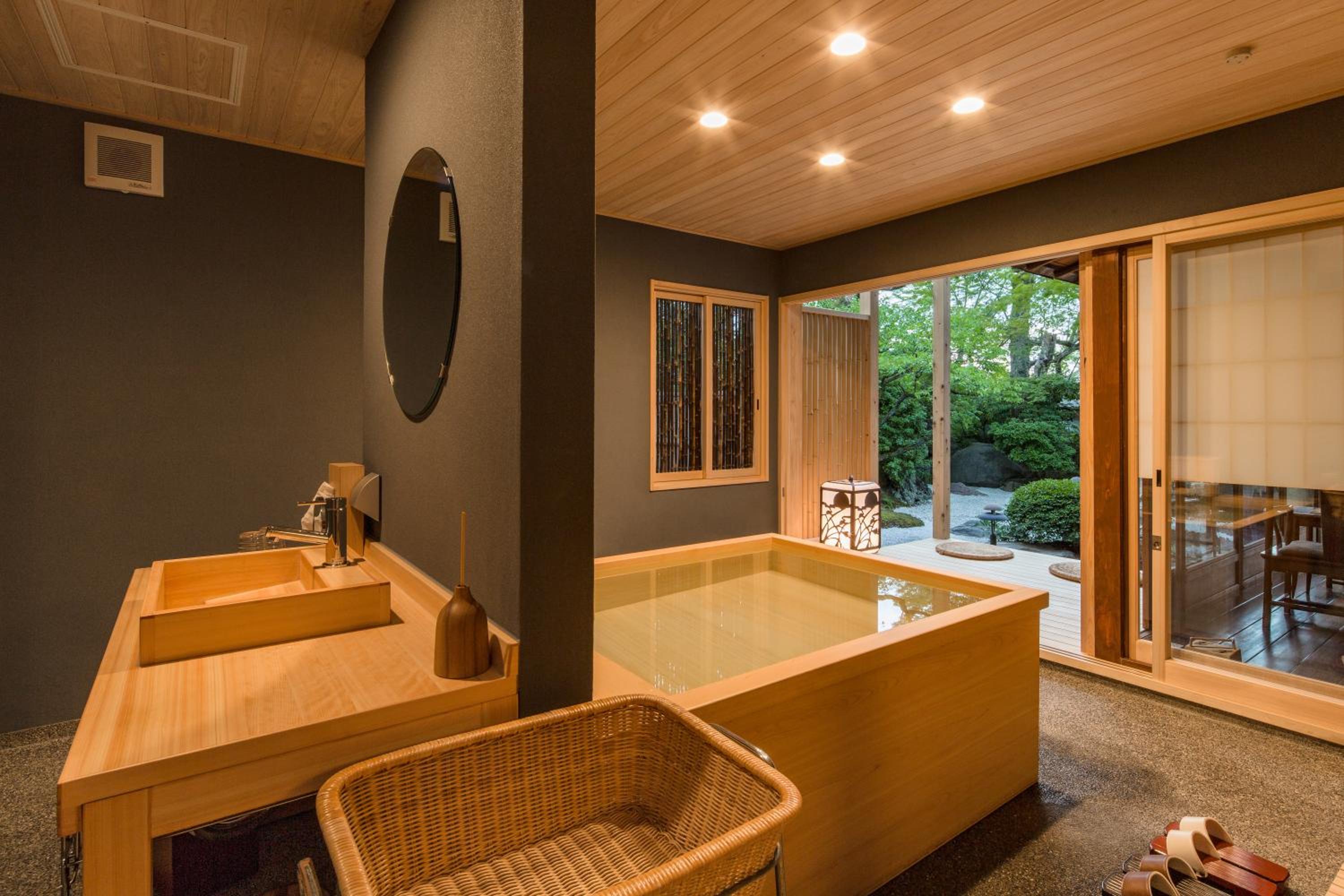 Kyoto Nanzenji Ryokan Yachiyo Established in 1915