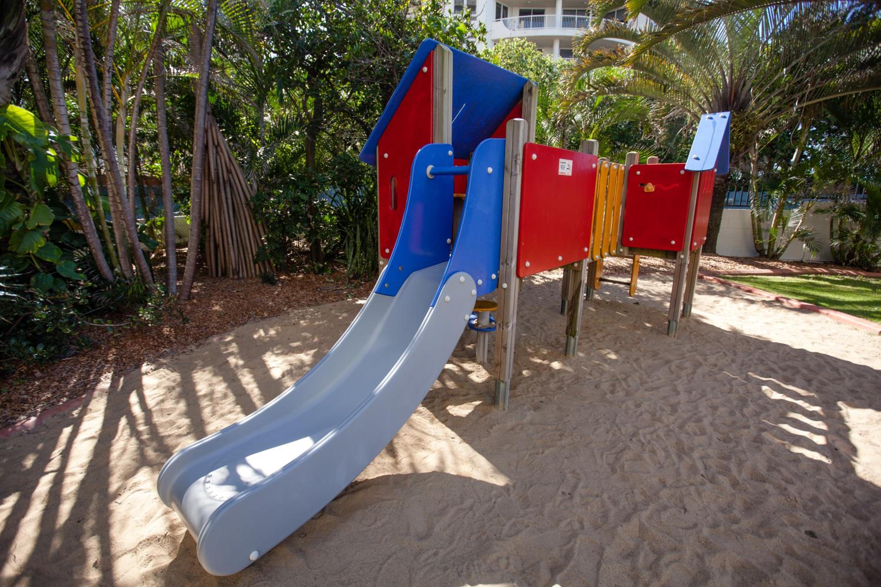 Chateau Beachside Resort - Image 4