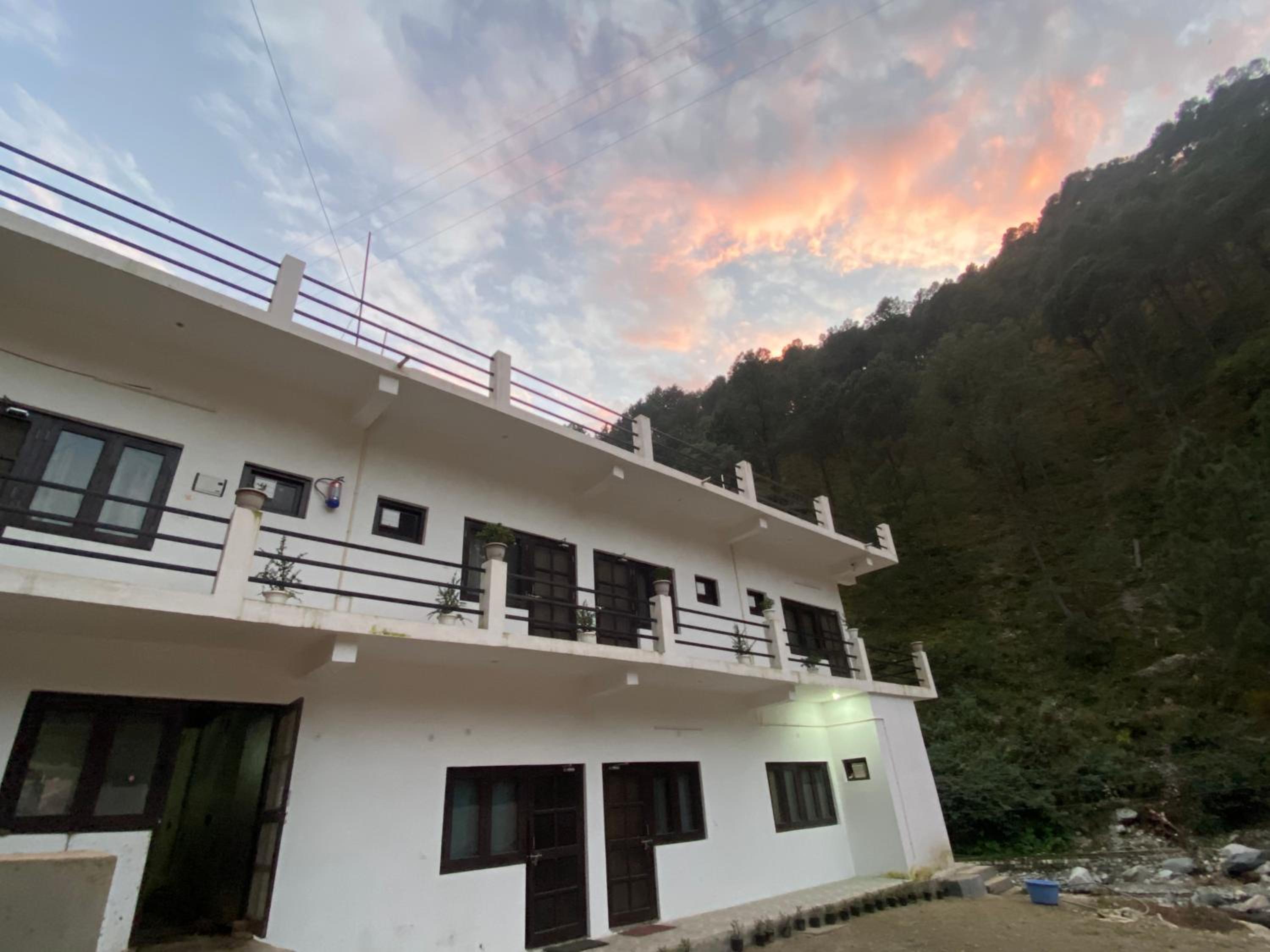 Chirag Homestay Kainchi view 2
