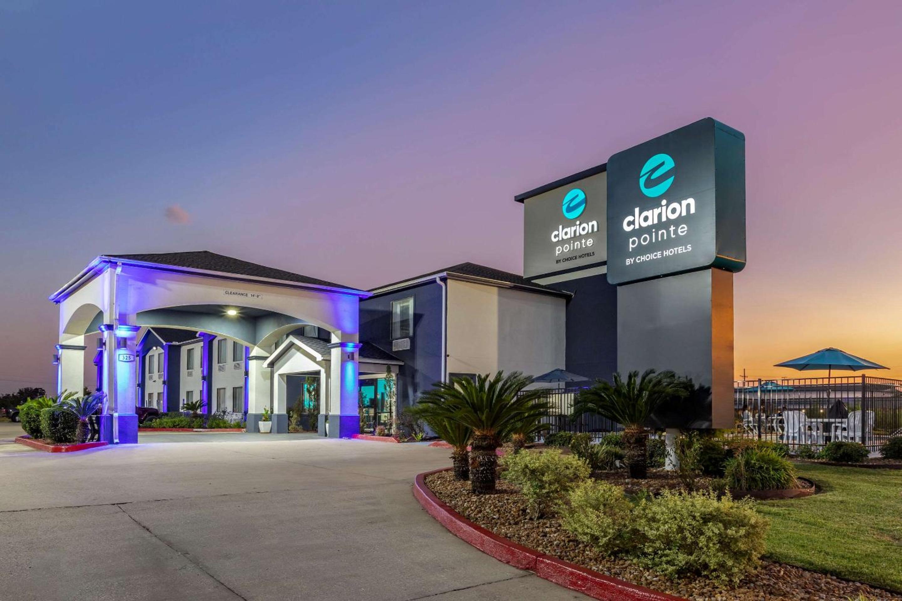 Clarion Pointe Sulphur - Lake Charles view 2