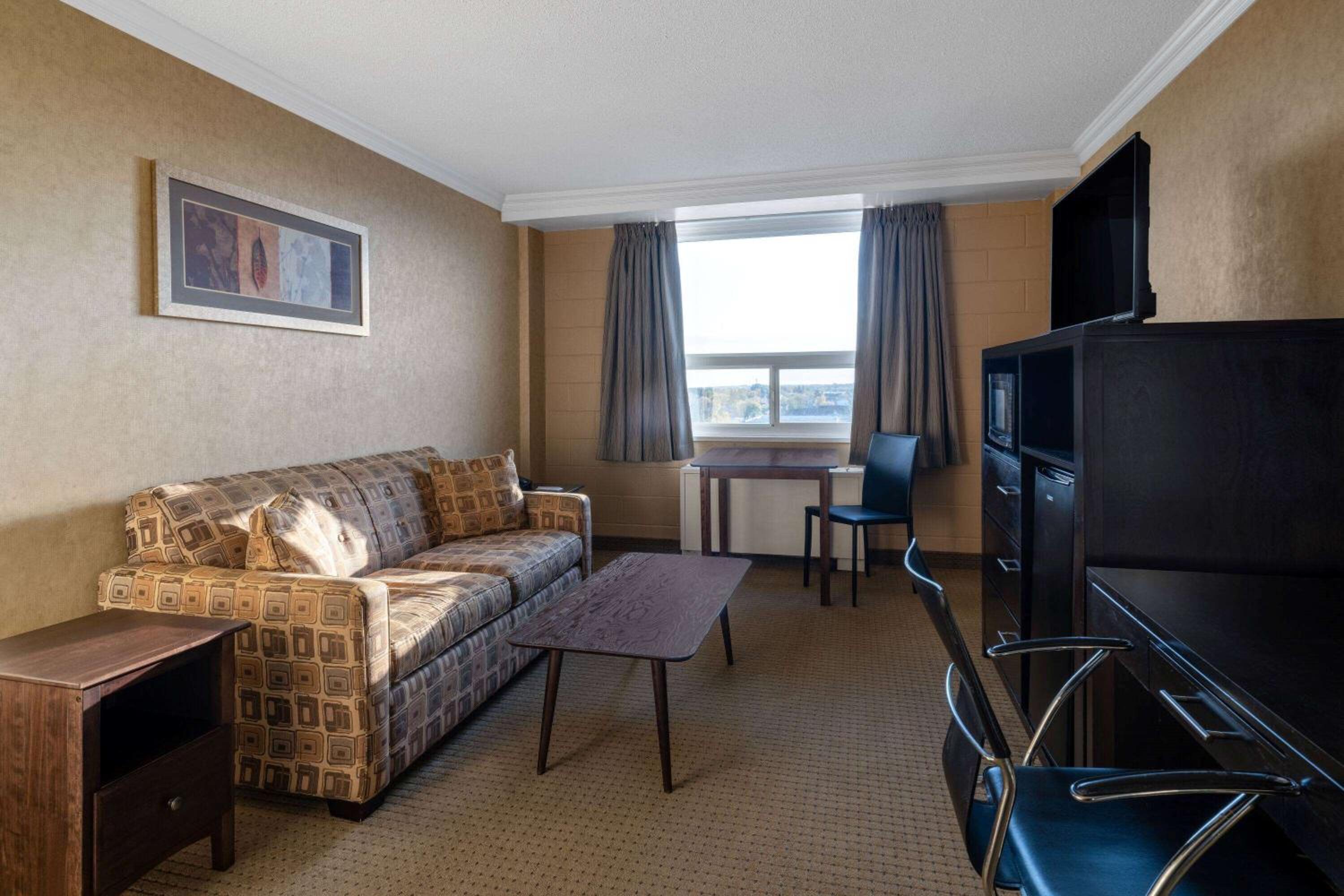 Prince Albert Vacations - Travelodge by Wyndham Prince Albert - Property Image 12