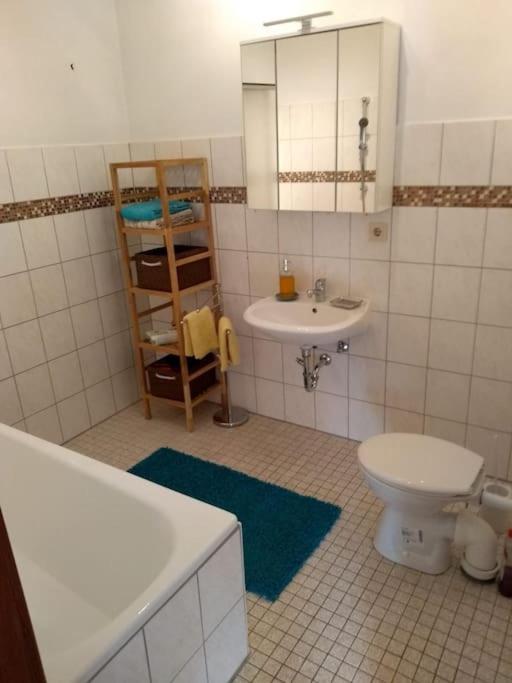 Schöne Wohnung, direkt an der Weser, mit Kaminofen
