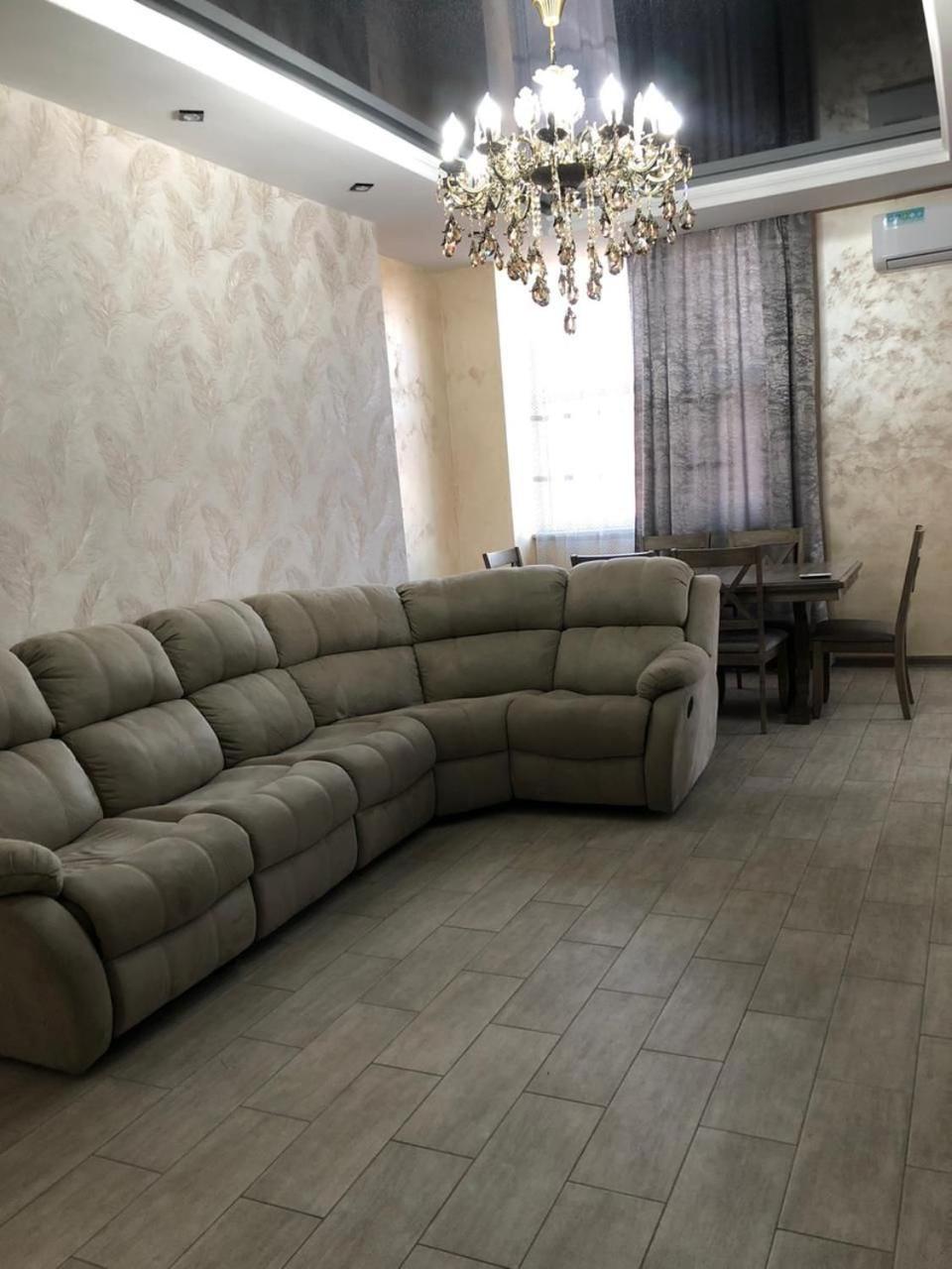 2 Bedroom 2 Bathromm Apartment on Rostom Street