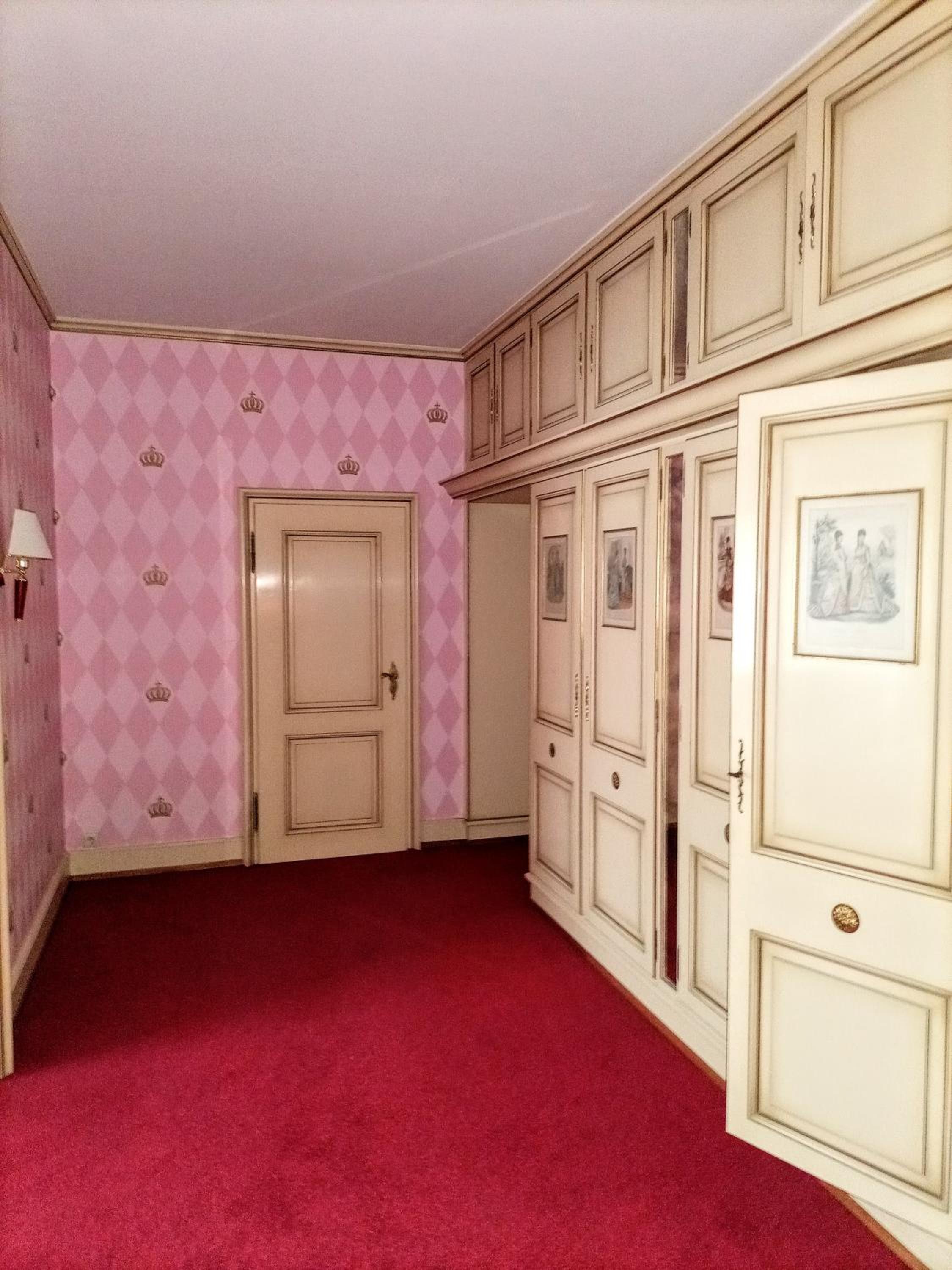 Villa mit Auffahrt