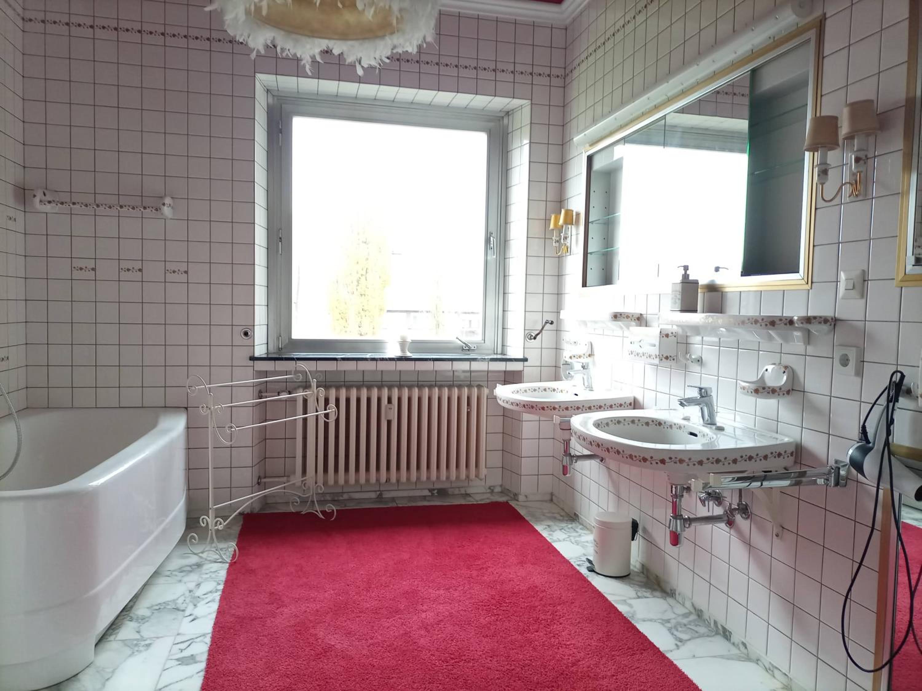 Villa mit Auffahrt