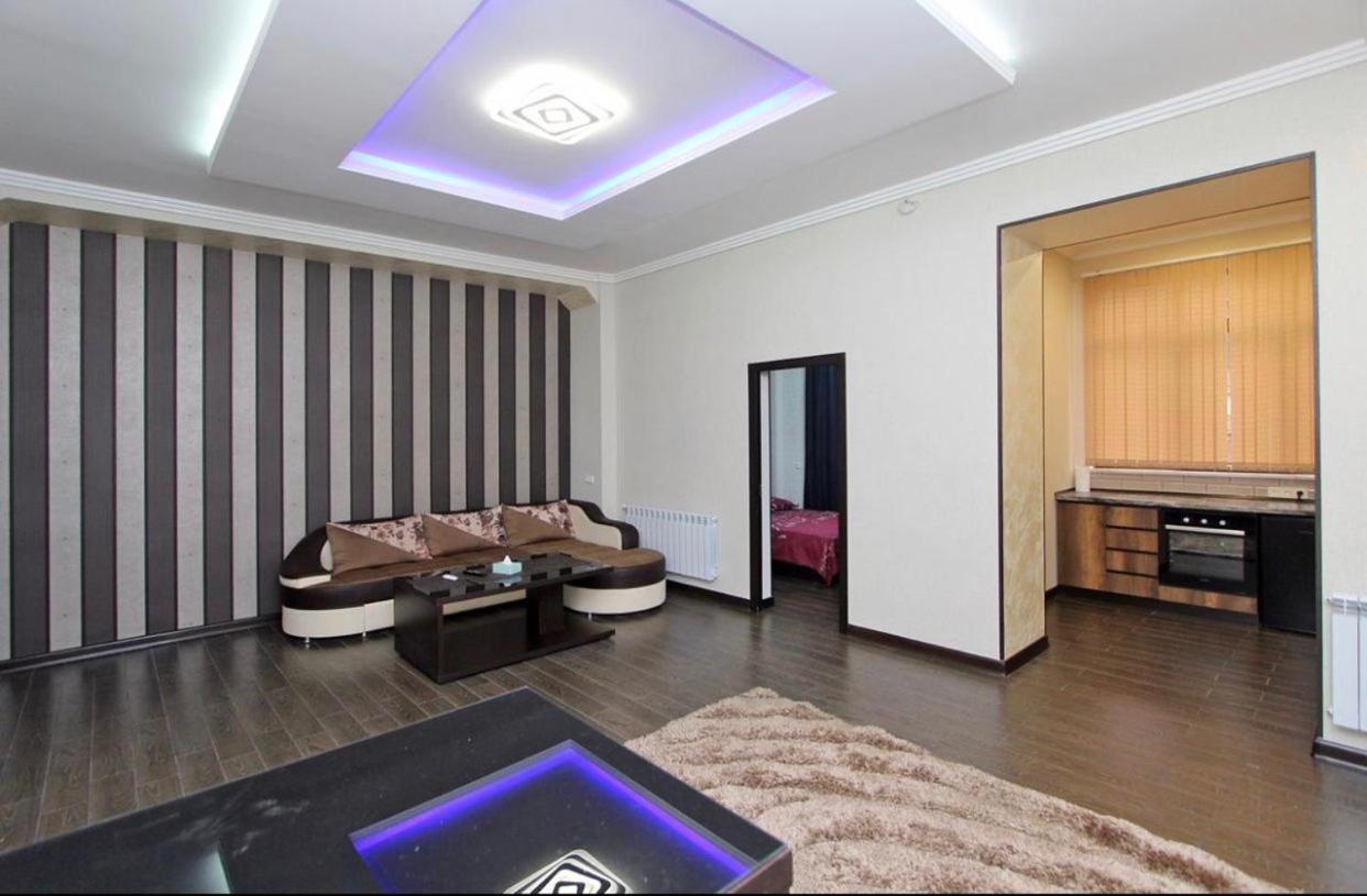 SPACIOUS Apartment in Yerevan on Tigran Mets Street