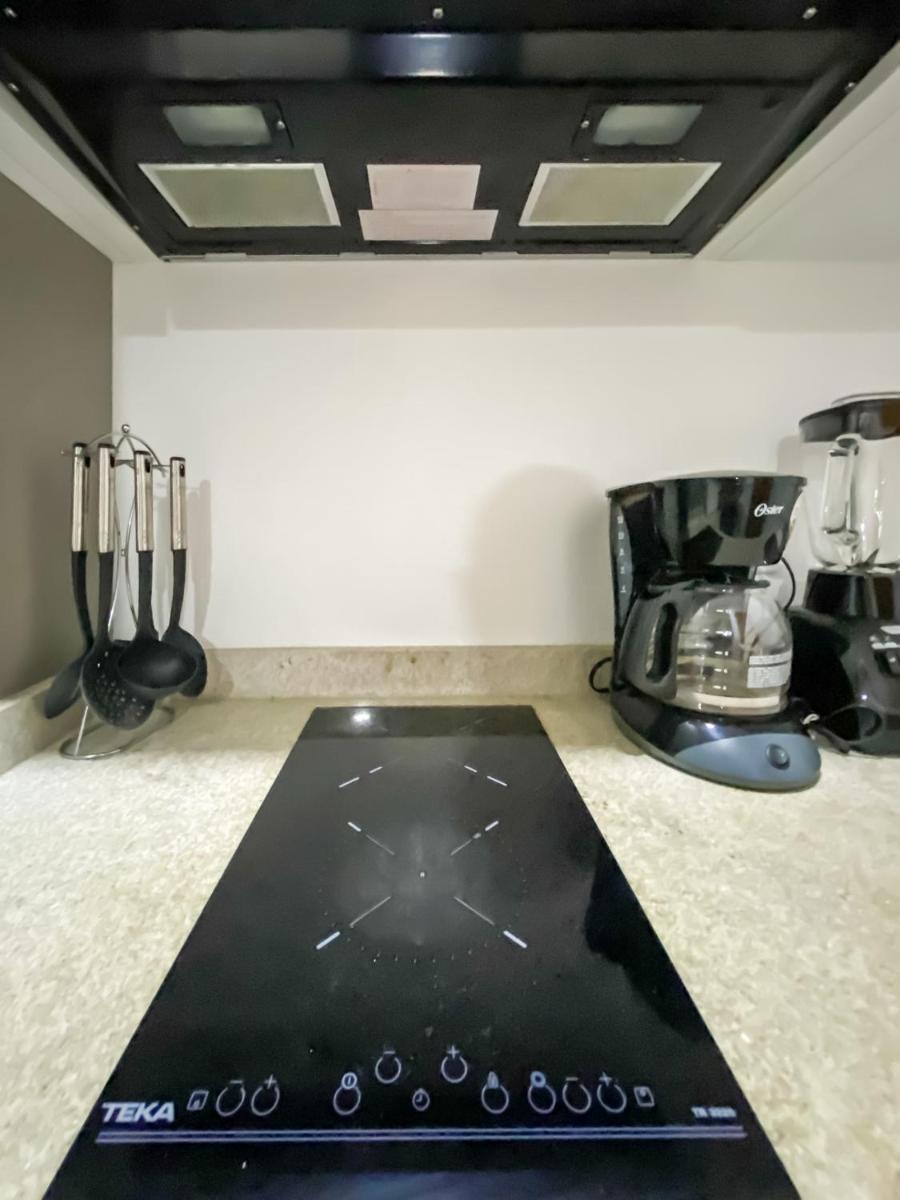 Estudio106 centrico en Menesse38 con roof view 3