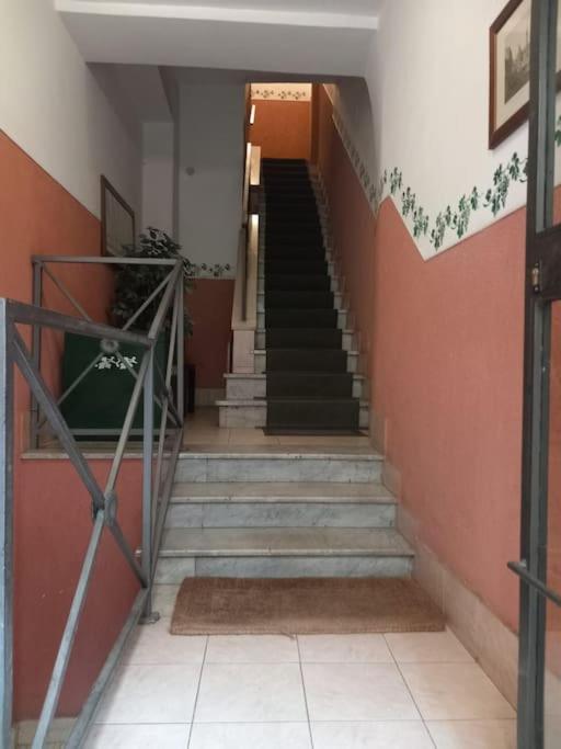 Una stanza privata vicino al Vaticano.