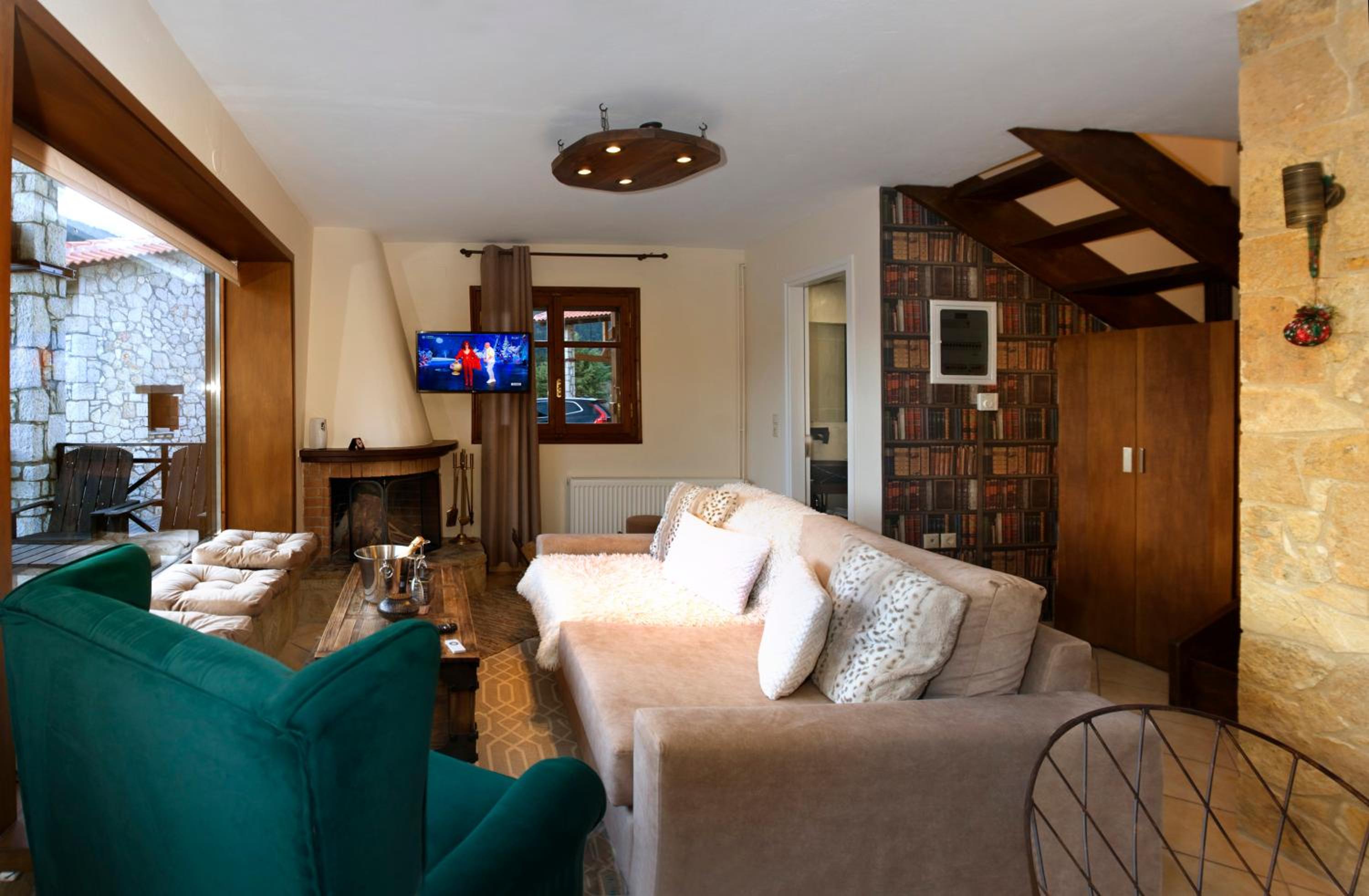 Parnassos Chalets