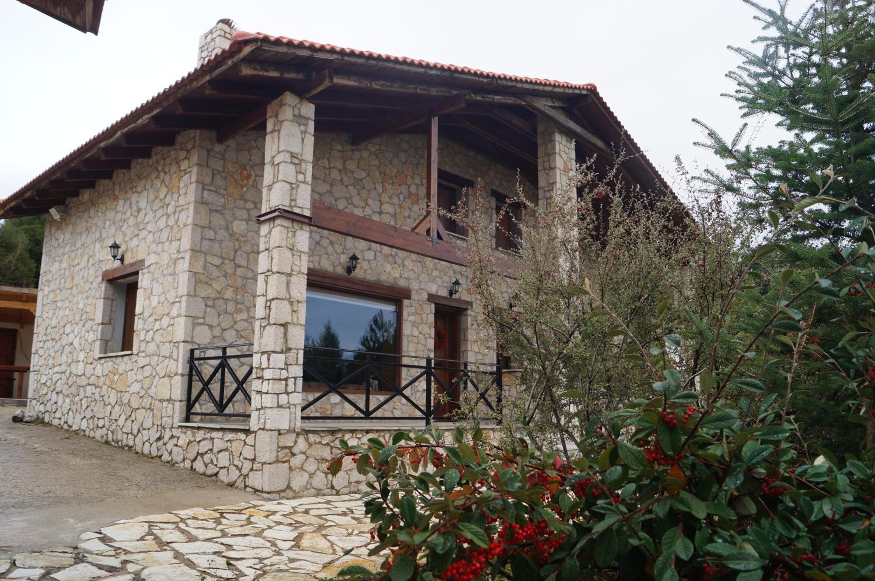 Parnassos Chalets
