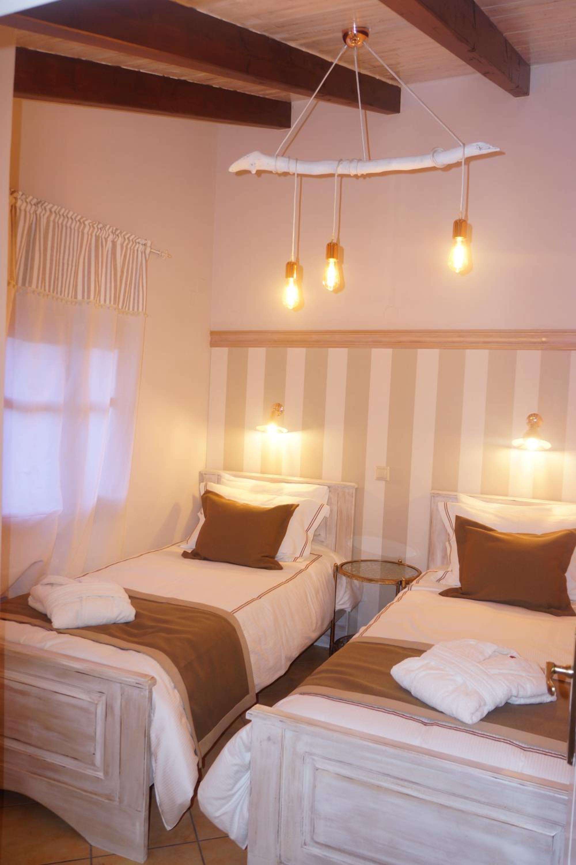 Parnassos Chalets