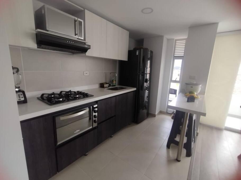Amplio apartamento lujoso al lado del lago