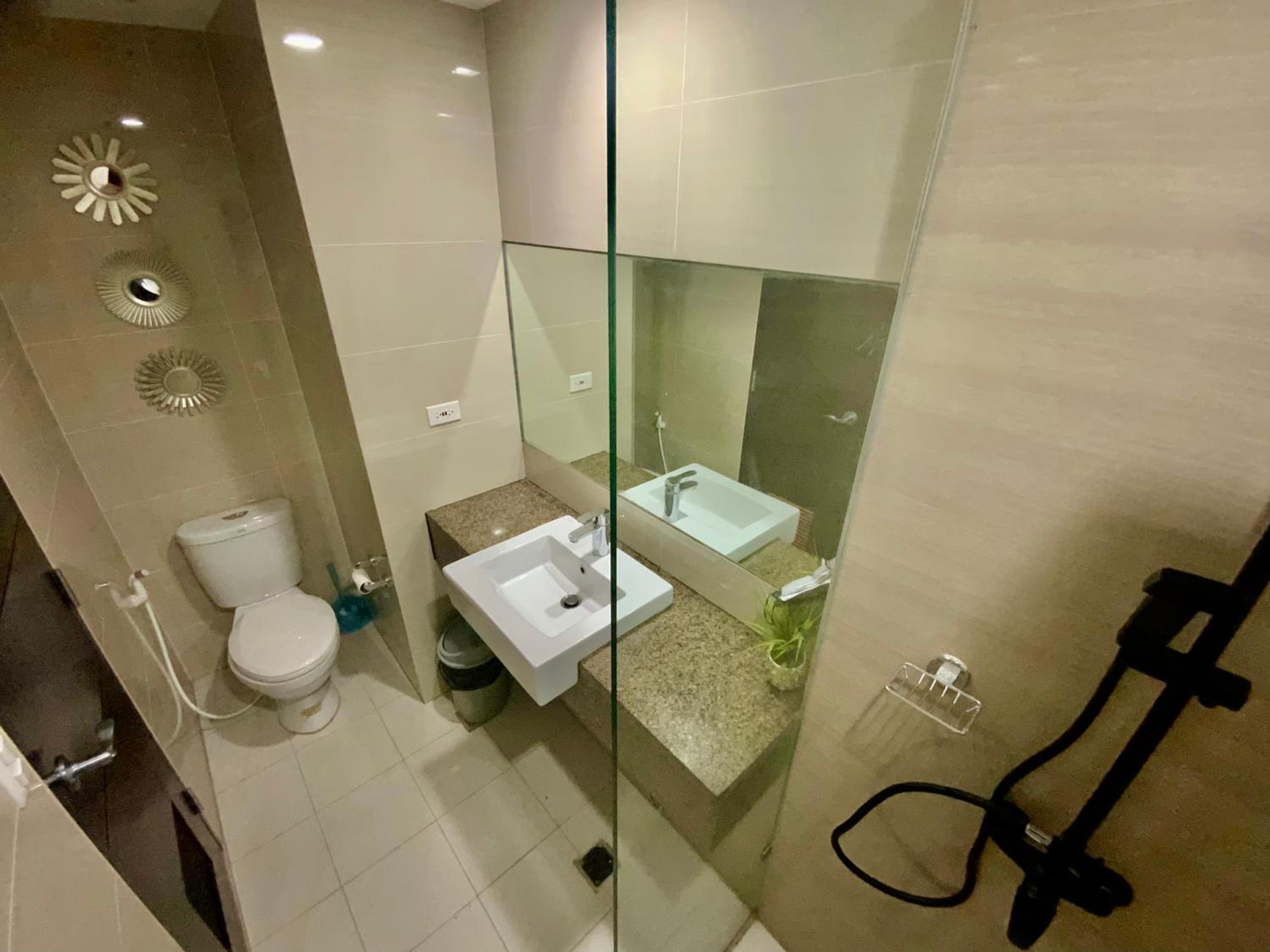 The Haven at One Eastwood Tower 1 NO PETS ALLOWED view 2