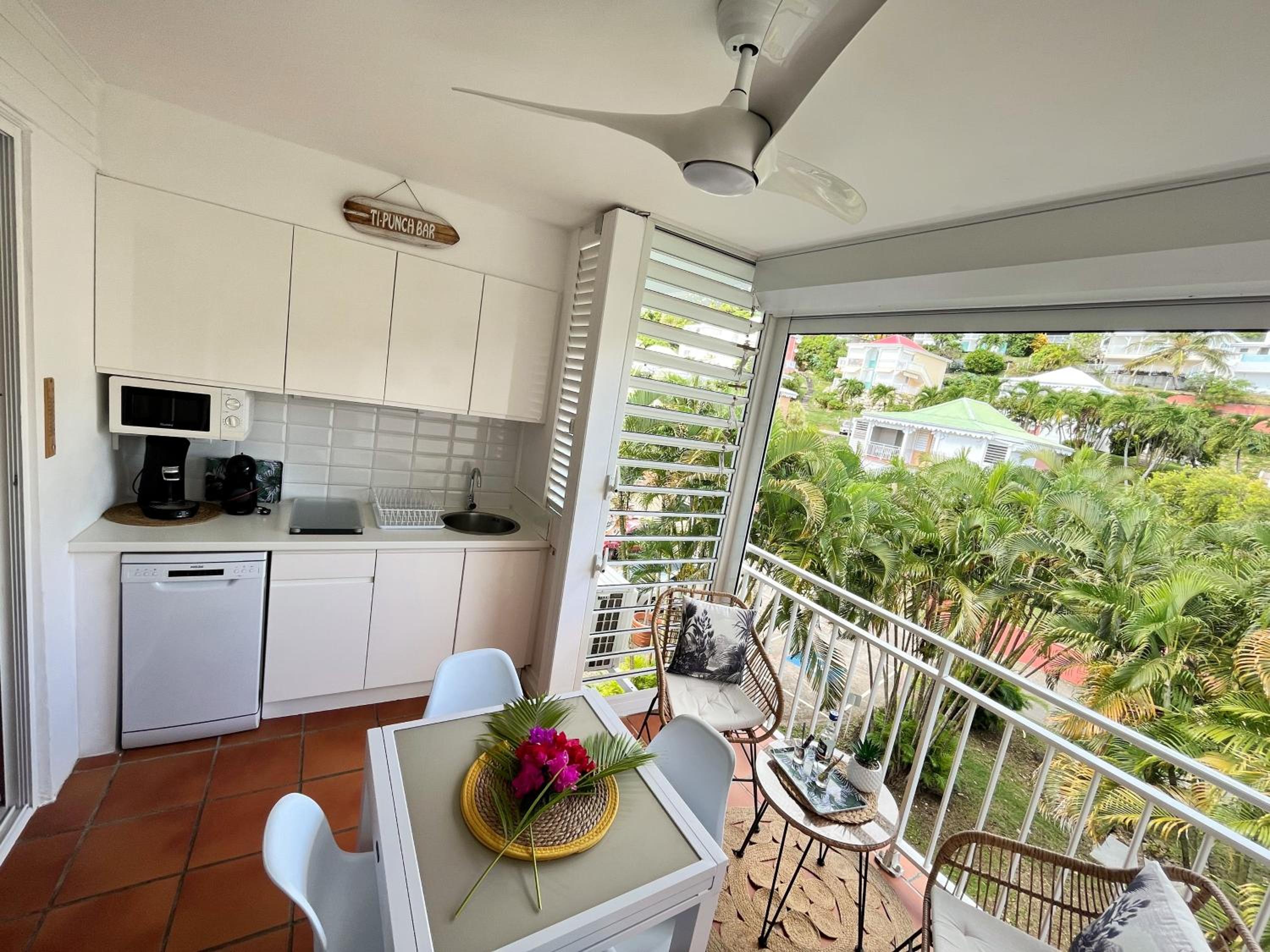 KARIBEKO : Exceptionnel & Rare : Plage , Piscine, WiFi privé view 3