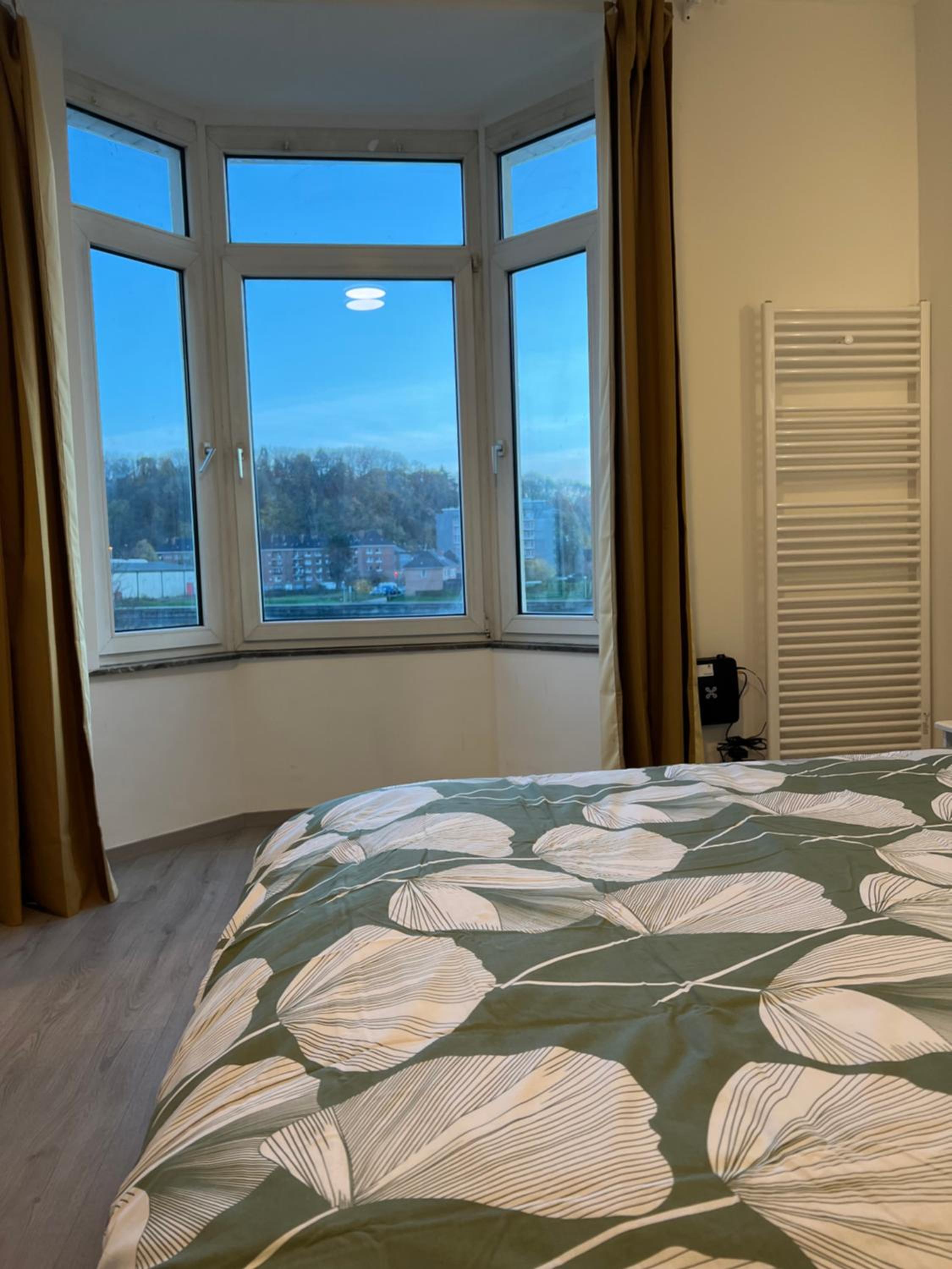 Riverbank Guest House