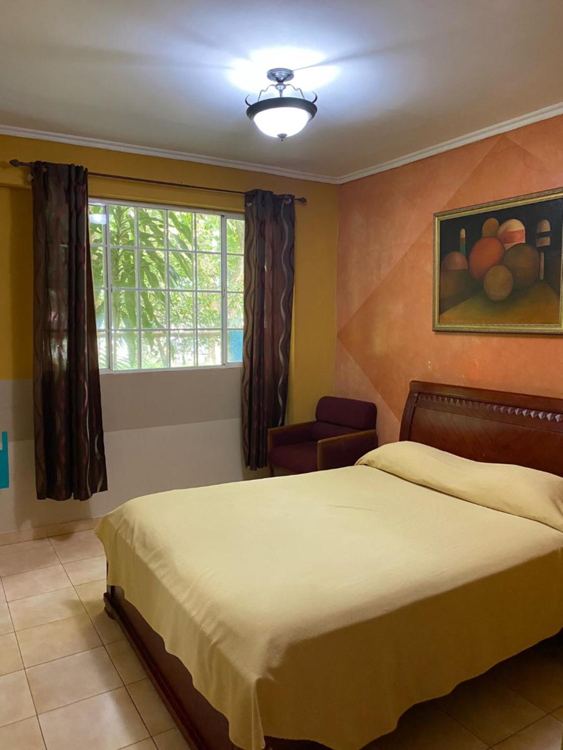 Canal Inn Panama