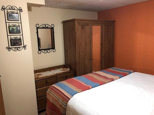 Jasper Vacations - Bear Cub Lodging - Property Image 6