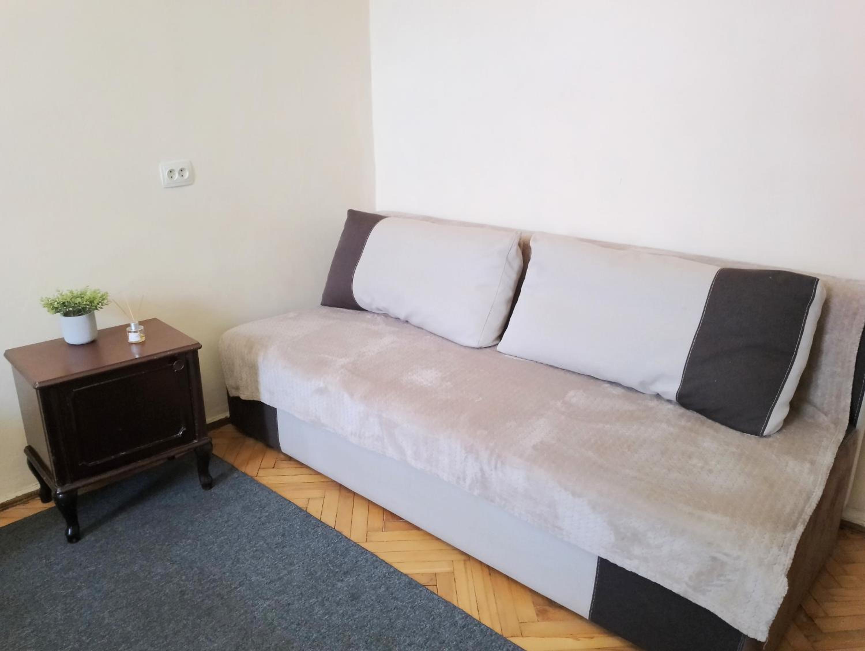 Apartment near the train station view 2
