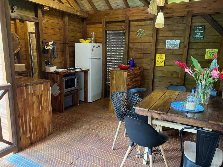 La kaz à pépés, charmant logement avec piscine view 5