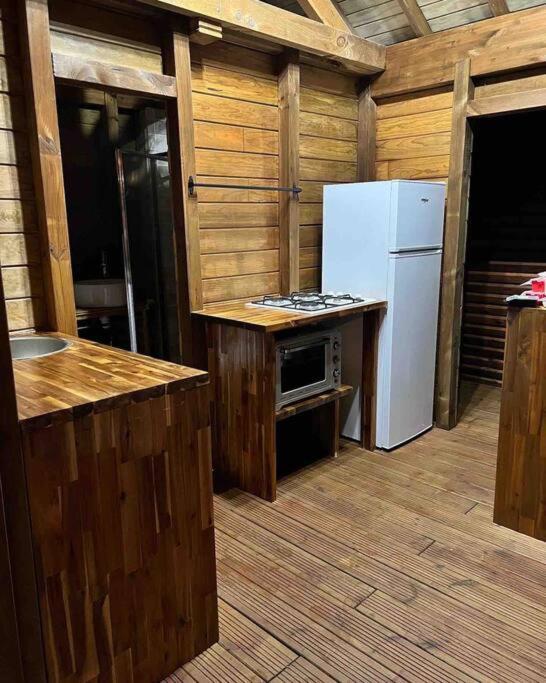 La kaz à pépés, charmant logement avec piscine view 4