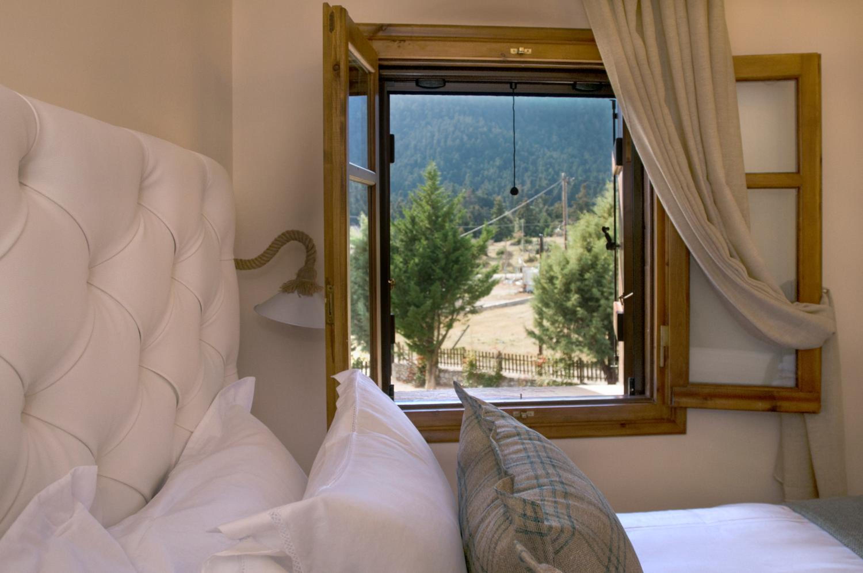 Parnassos Chalets
