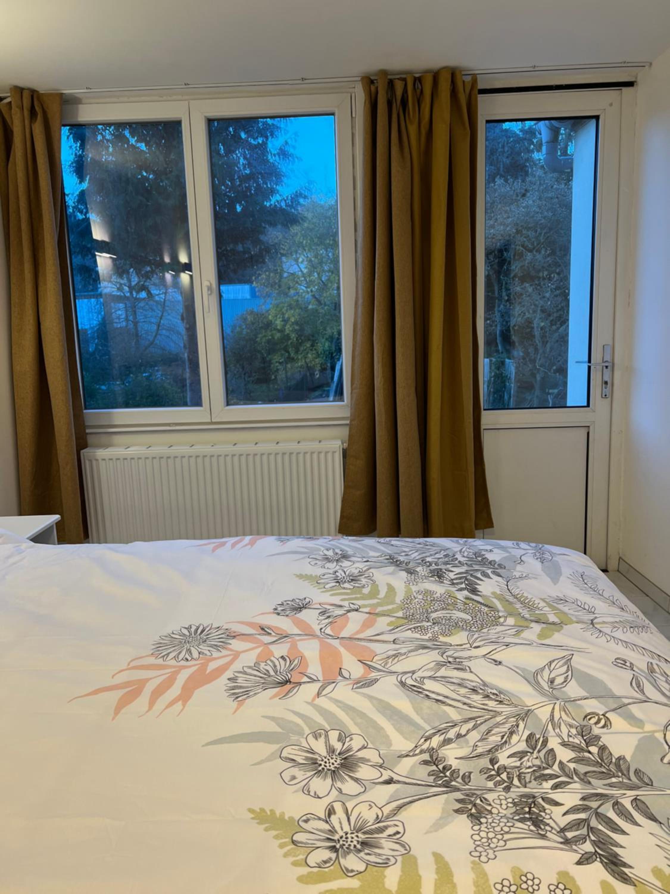 Riverbank Guest House
