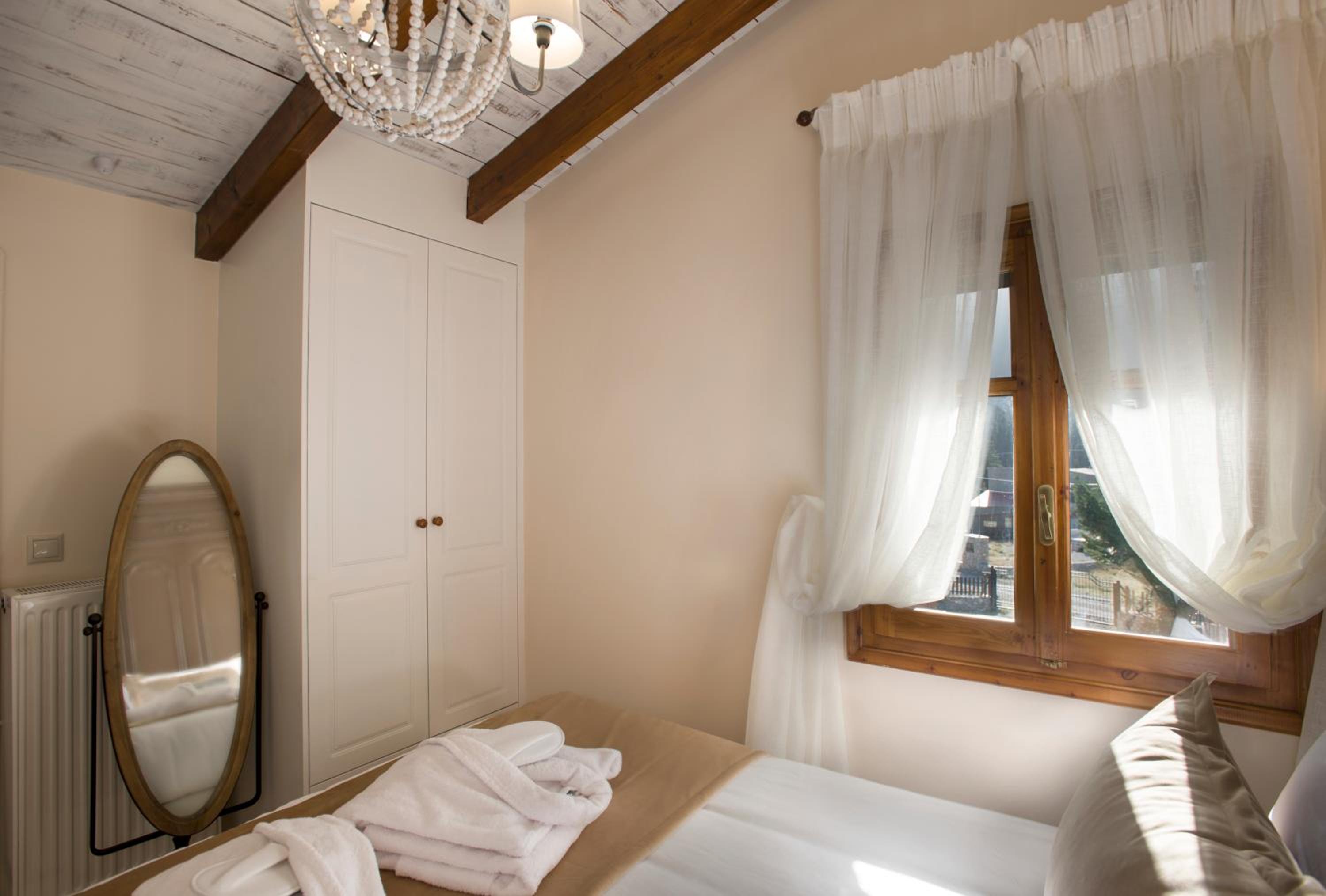 Parnassos Chalets