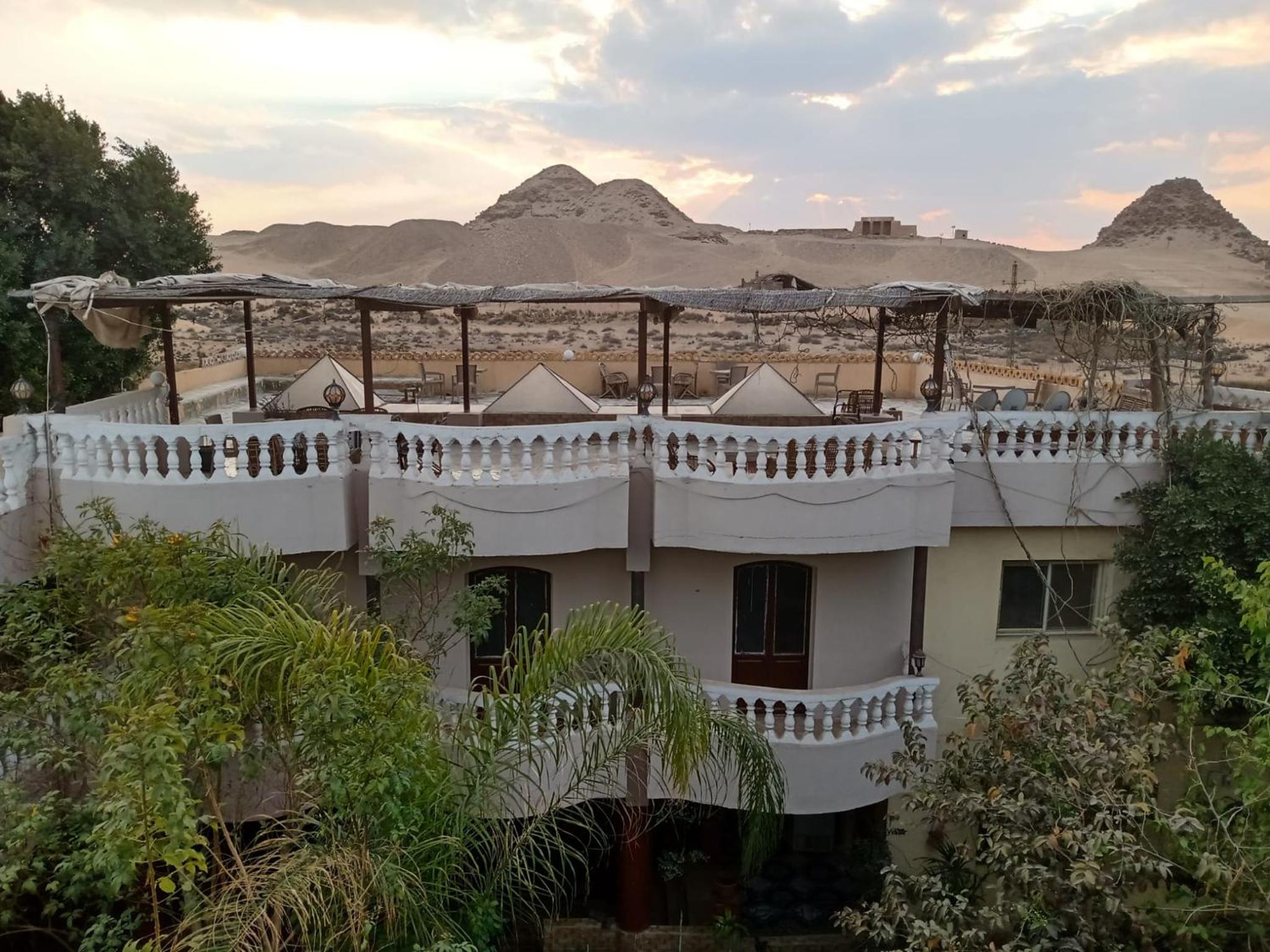 Seror Guest House