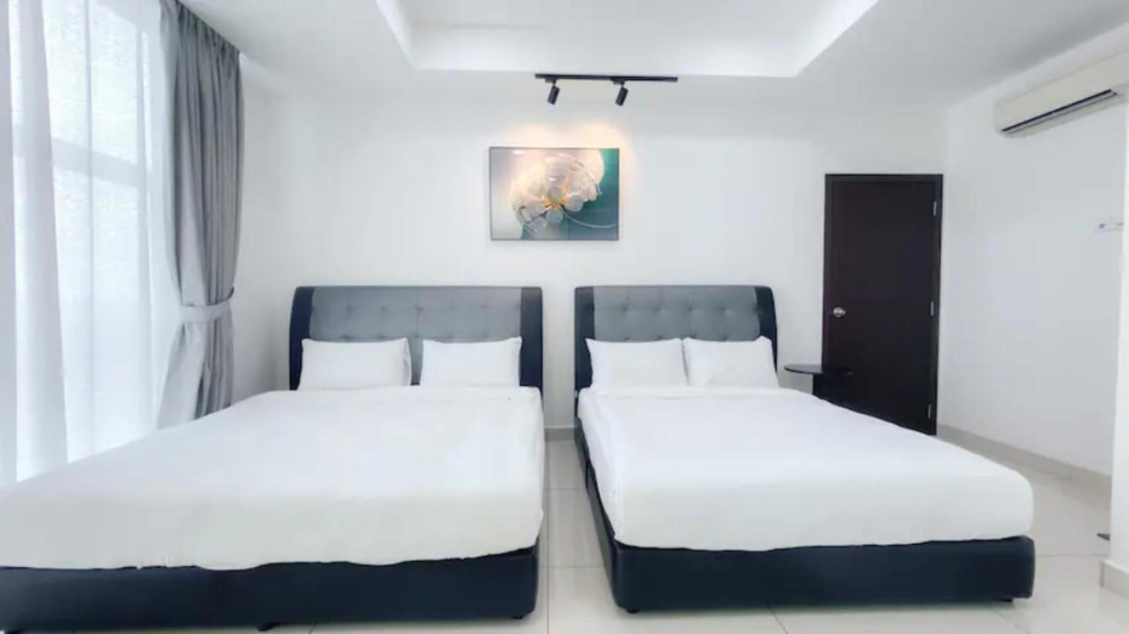 KSL JB City suite NETFLIX WIFI Youtube