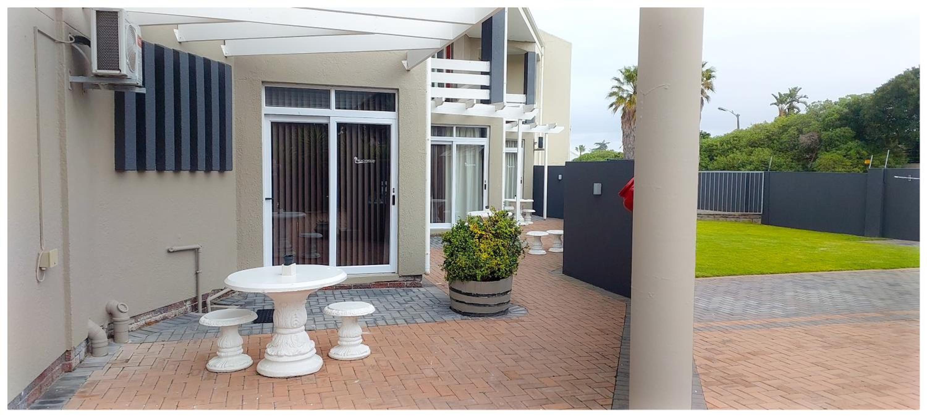 Beachwood Inn Melkbosstrand view 2