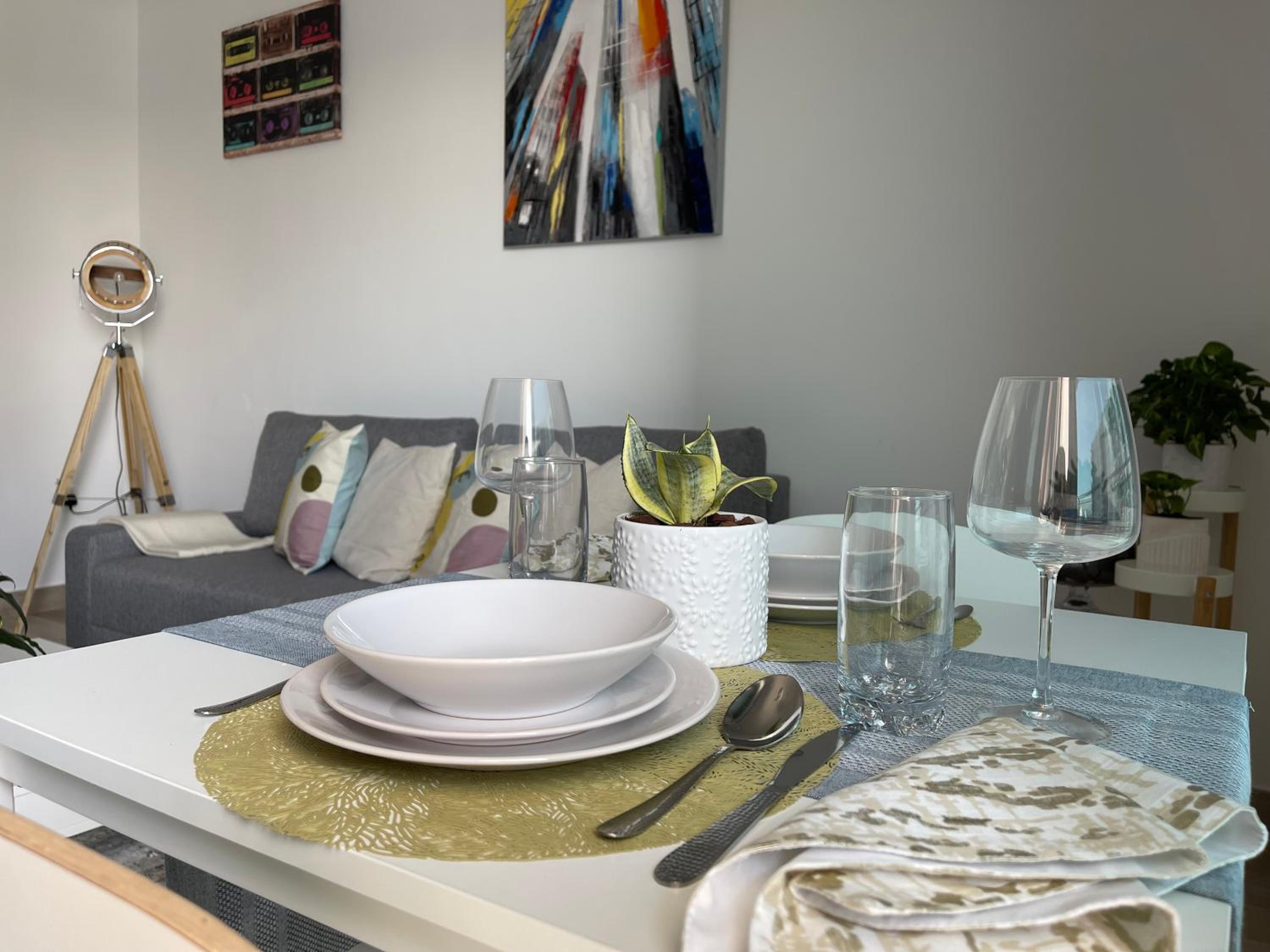 Yas Island - 2 Bedrooms, 2 toilet with shared Pool & Parking
