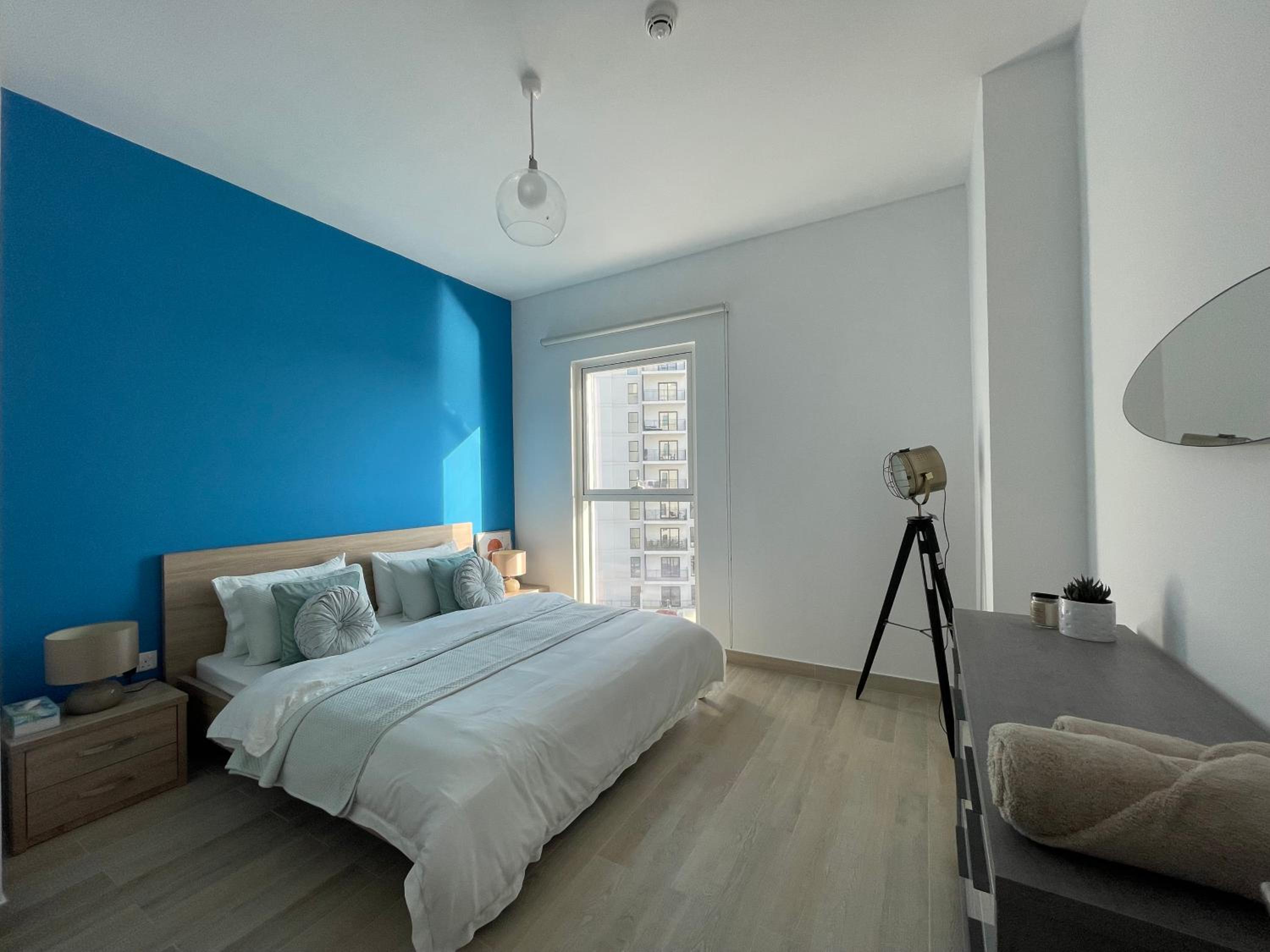 Yas Island - 2 Bedrooms, 2 toilet with shared Pool & Parking