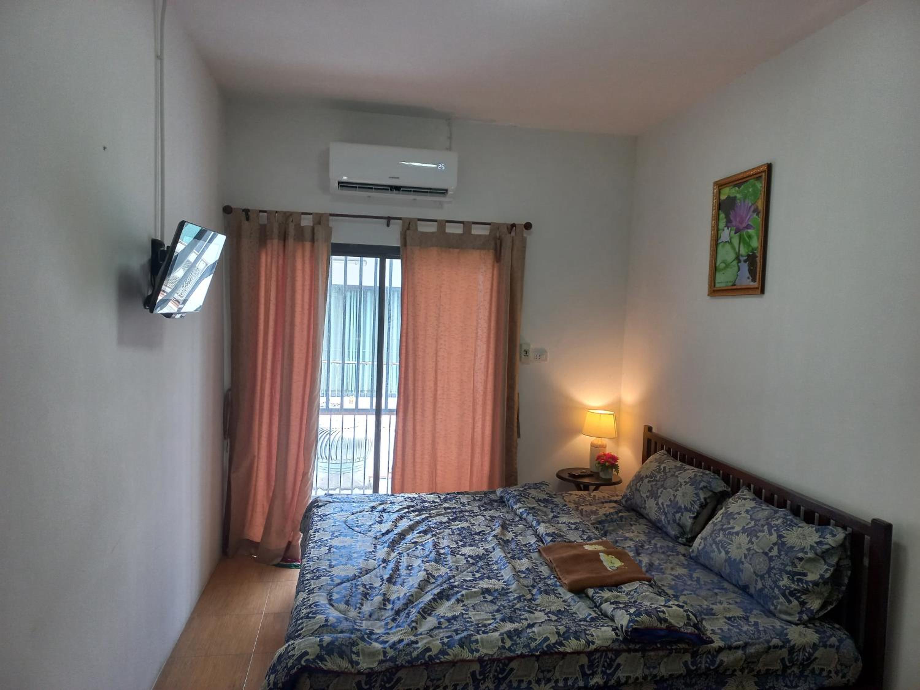 Amaretto Hostel