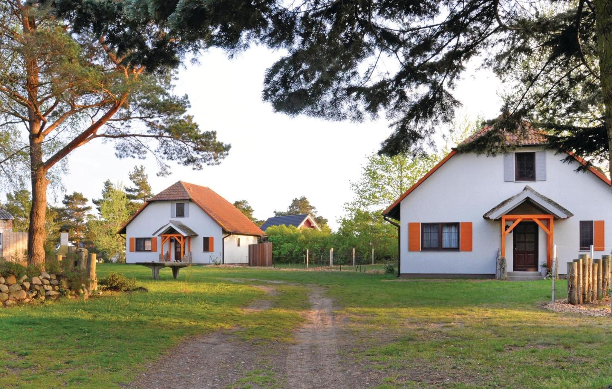 4 Bedroom Gorgeous Home In Fuhlendorf