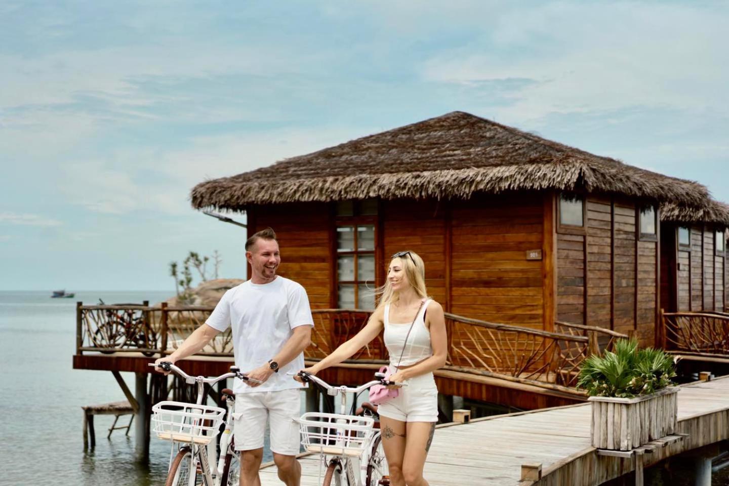 Rocks Beach Boutique