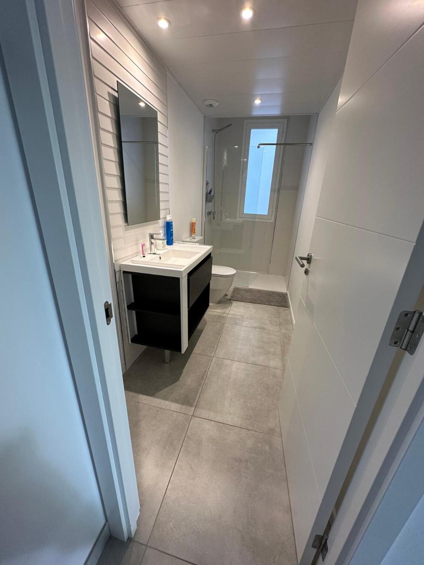 2-bedroom-apartment with a terrace, pool, gym