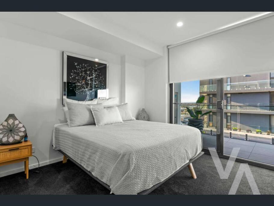 3 Bedroom Sub Penthouse Apartment in the heart of Newcastle