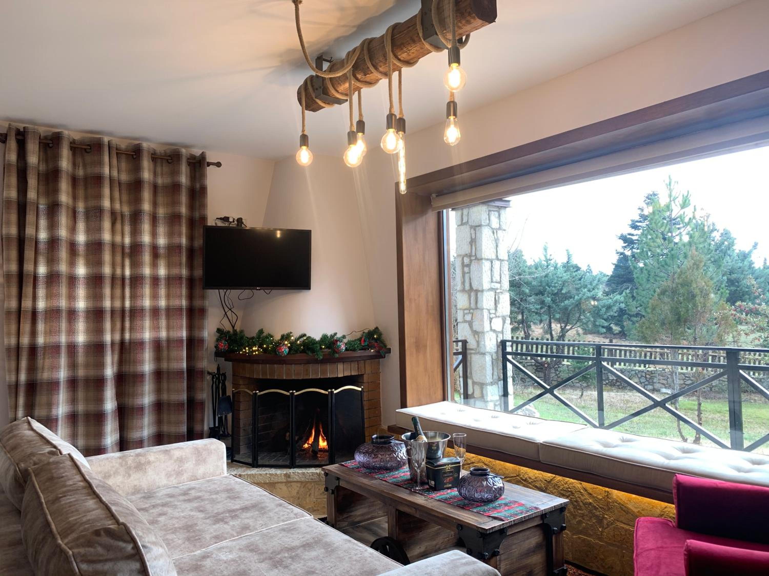 Parnassos Chalets