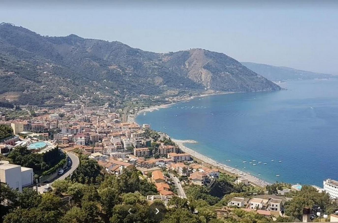 Casa vacanza Gioiosa Sea view 3