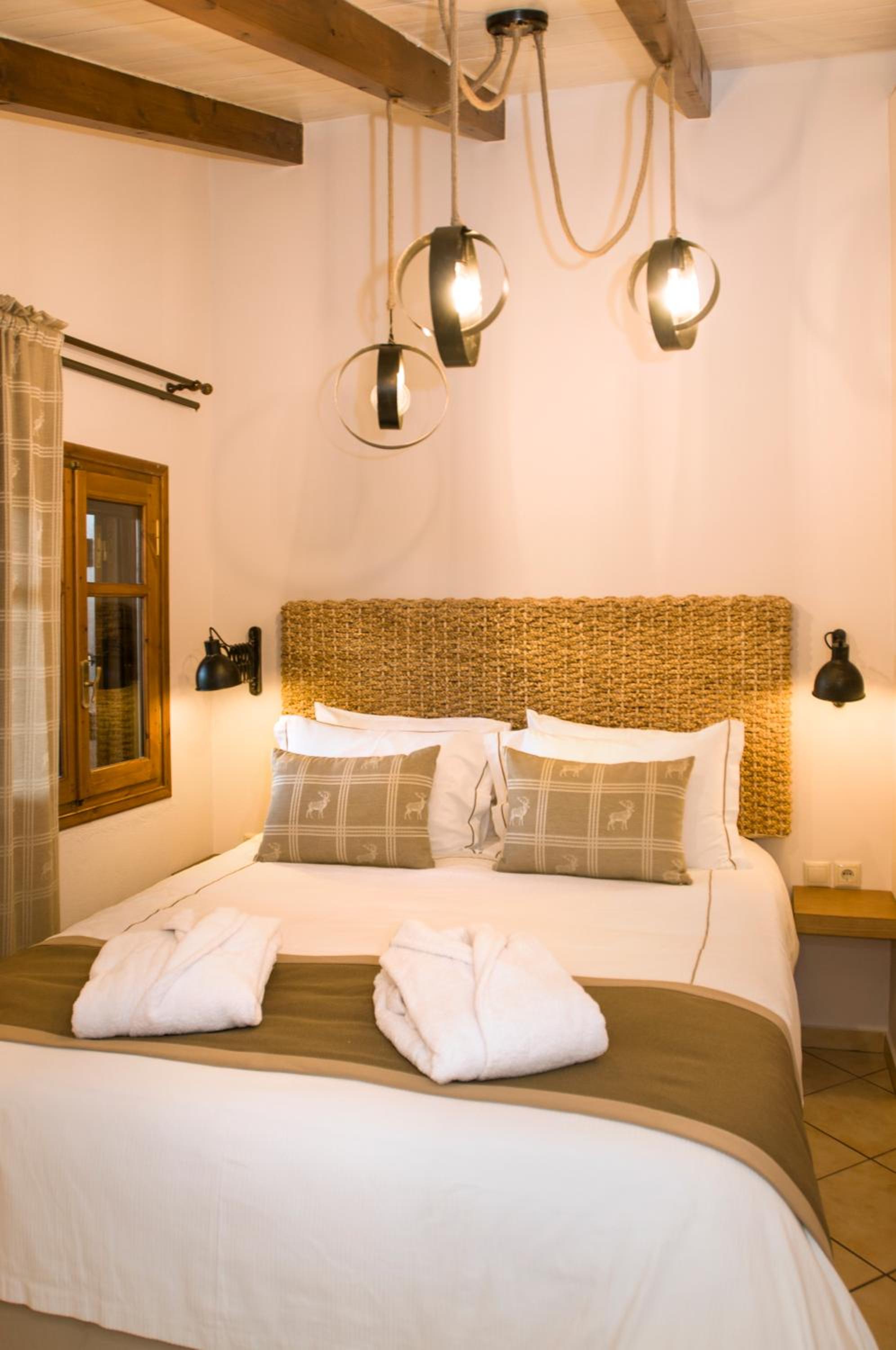 Parnassos Chalets