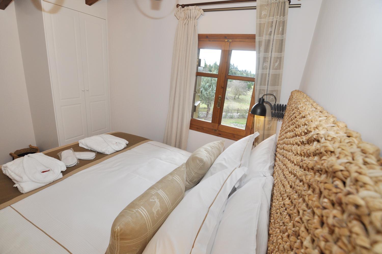 Parnassos Chalets