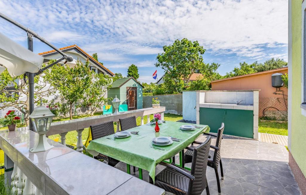 Vila LEILA