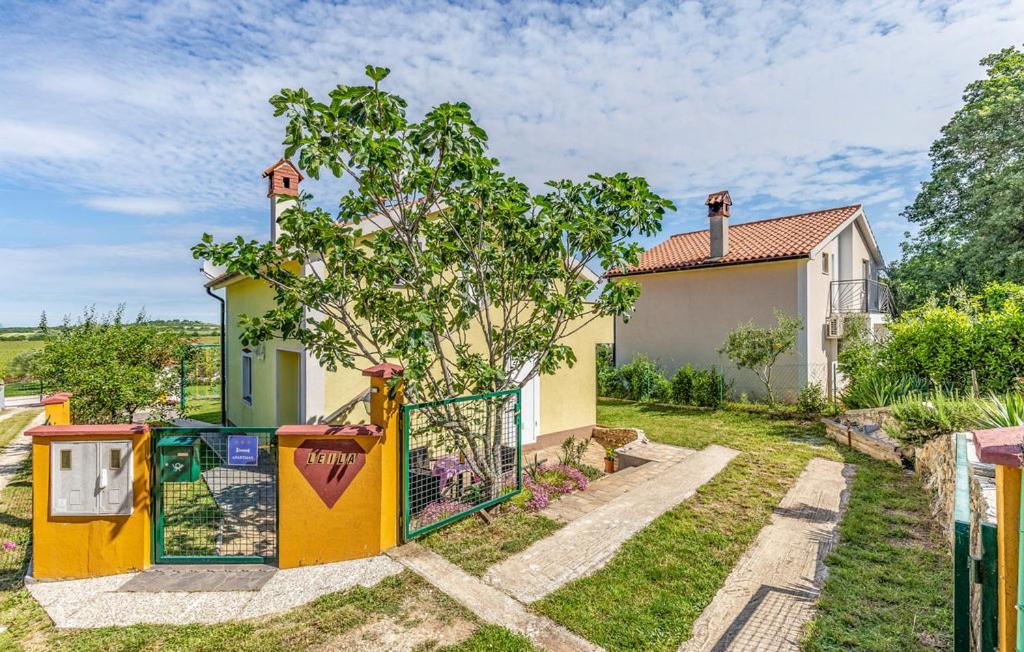 Vila LEILA