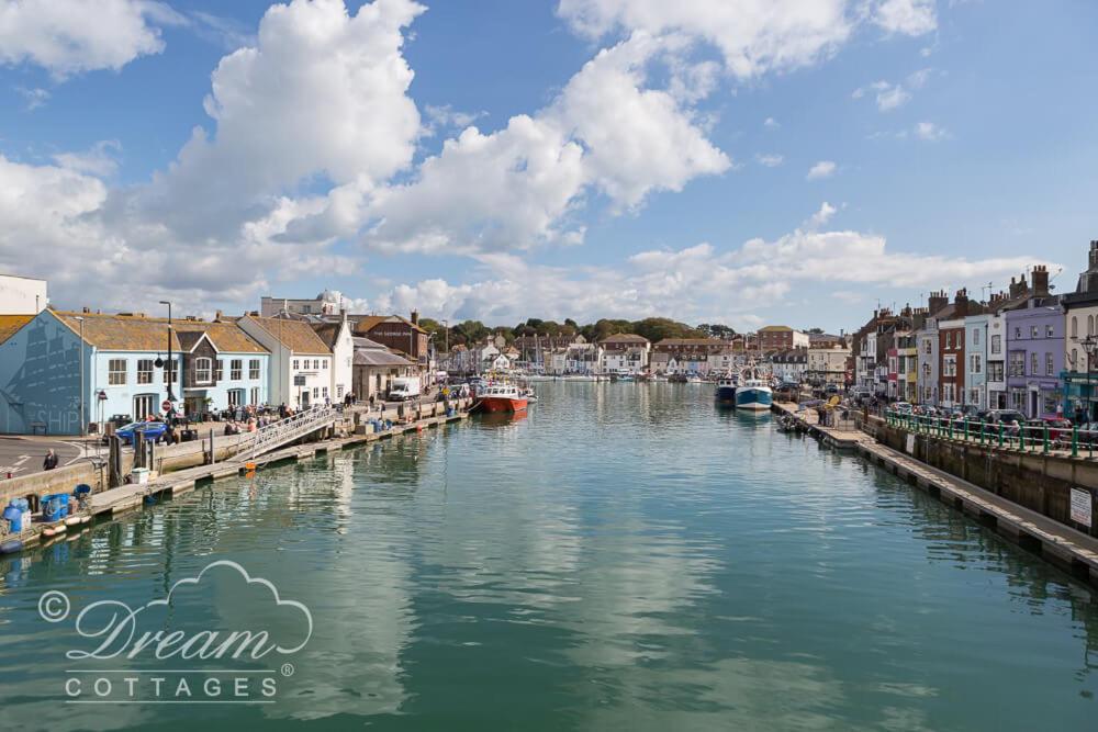 Weymouth bay
