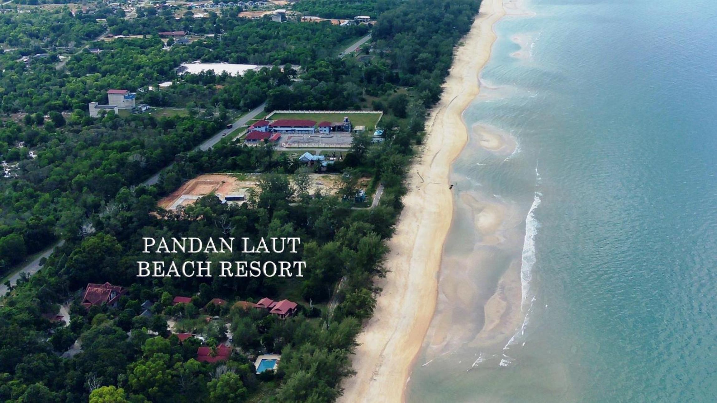 Pandan Laut Beach Resort photo 1