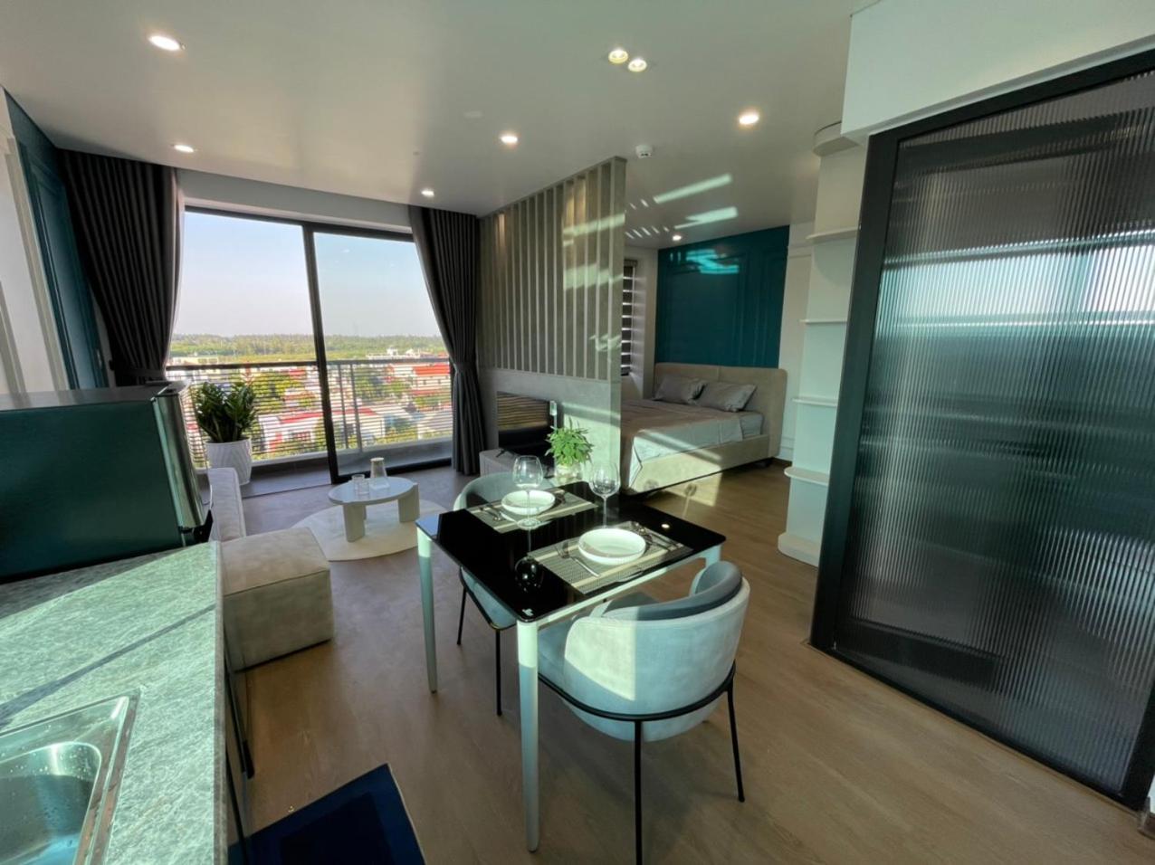 Marina Golfview