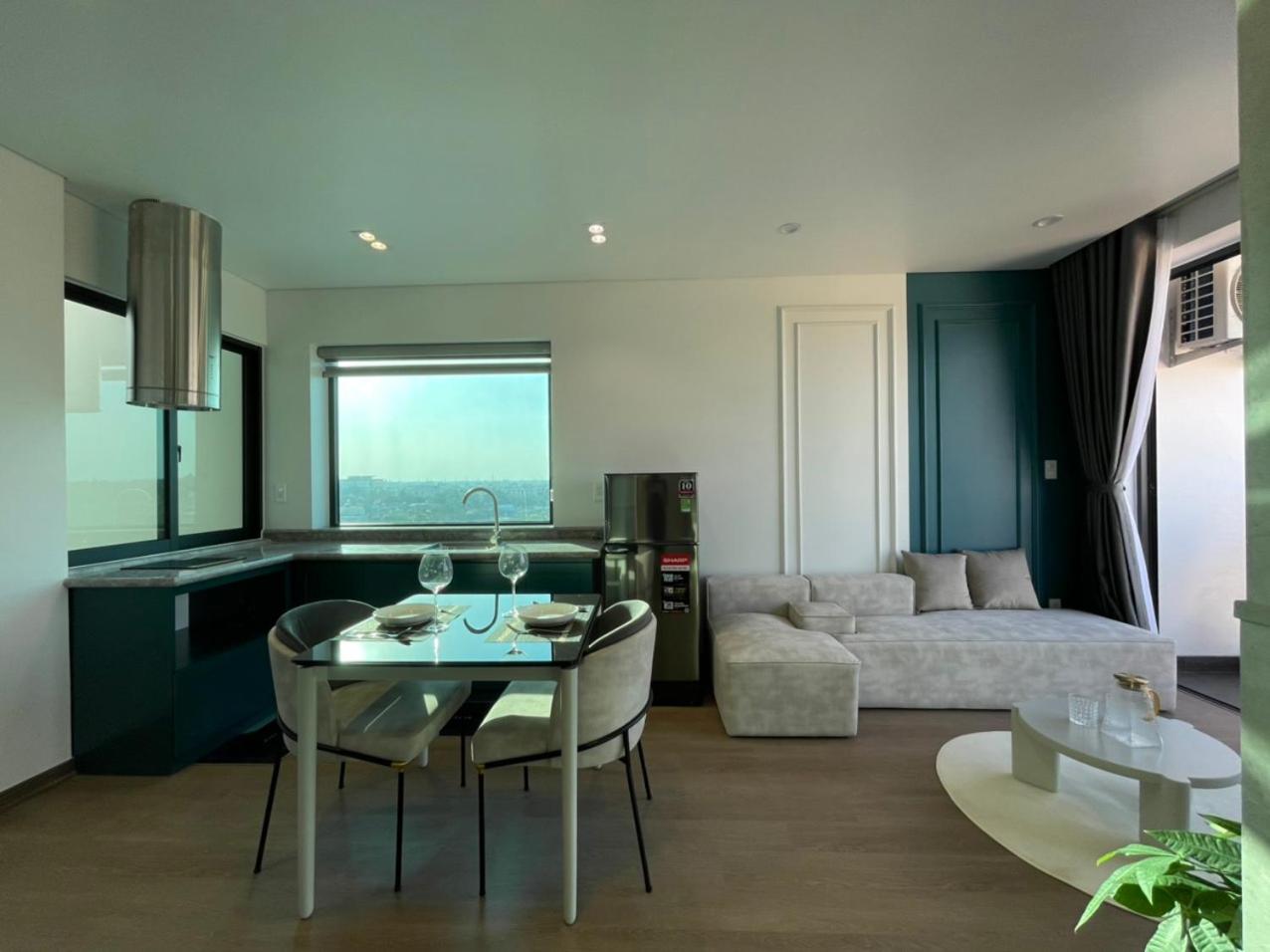 Marina Golfview