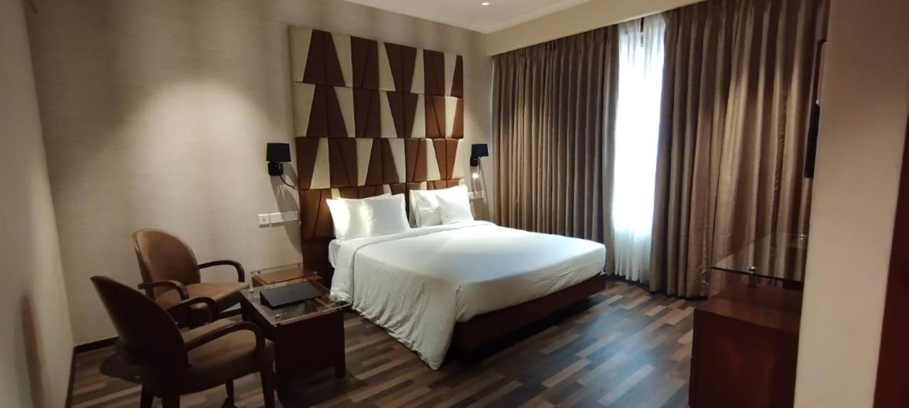 Mumbai Vacations - Adiva Residency Beacon, Grant Road, Mumbai - Property Image 4